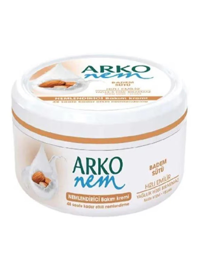 Arko%20Nem%20Badem%20Sütü%20Nemlendirici%20Bakım%20Kremi%20300%20ml